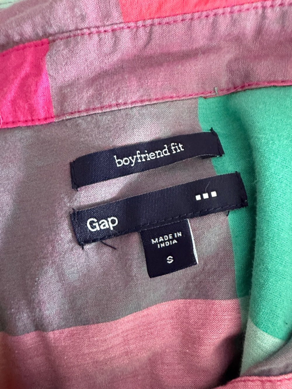 Gap Multicolor Plaid Button Down Shirt Size Small Lightweight Boyfriend Fit - Picture 8 of 9